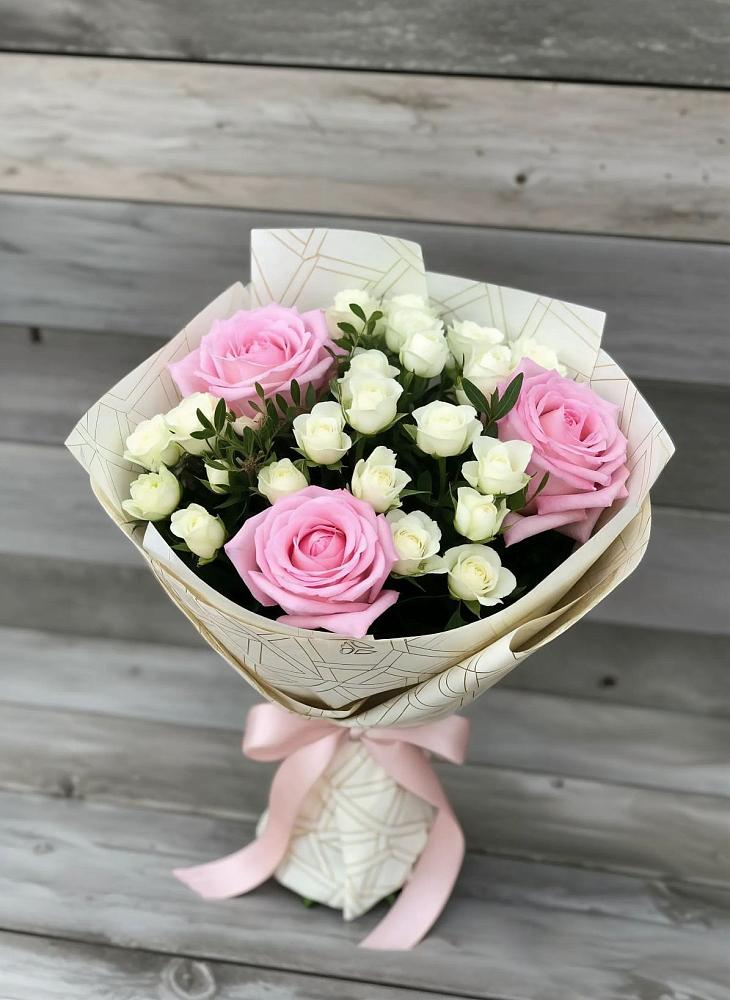 Букет цветов из: Розы в Палехе