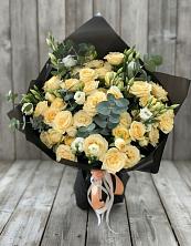 Букет цветов из:  Розы и Лизиантусы в Палехе