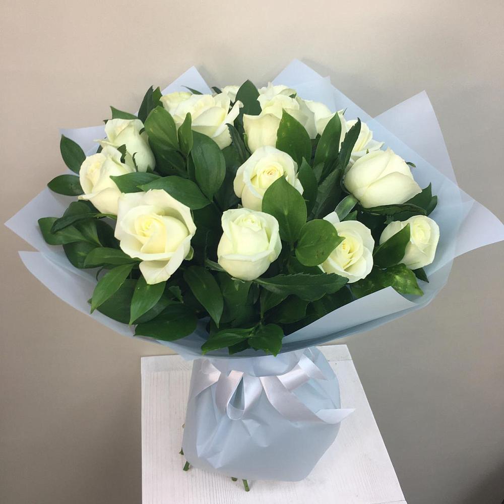 Букет 15 Белых роз Проуд в Палехе