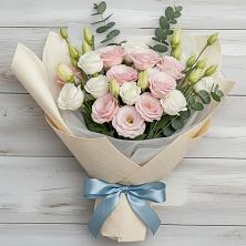 Букет цветов из:  Лизиантусы в Палехе