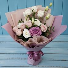 Букет цветов из:  Розы и Лизиантусы в Палехе
