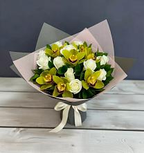 Букет цветов из:  Орхидеи и Розы в Палехе