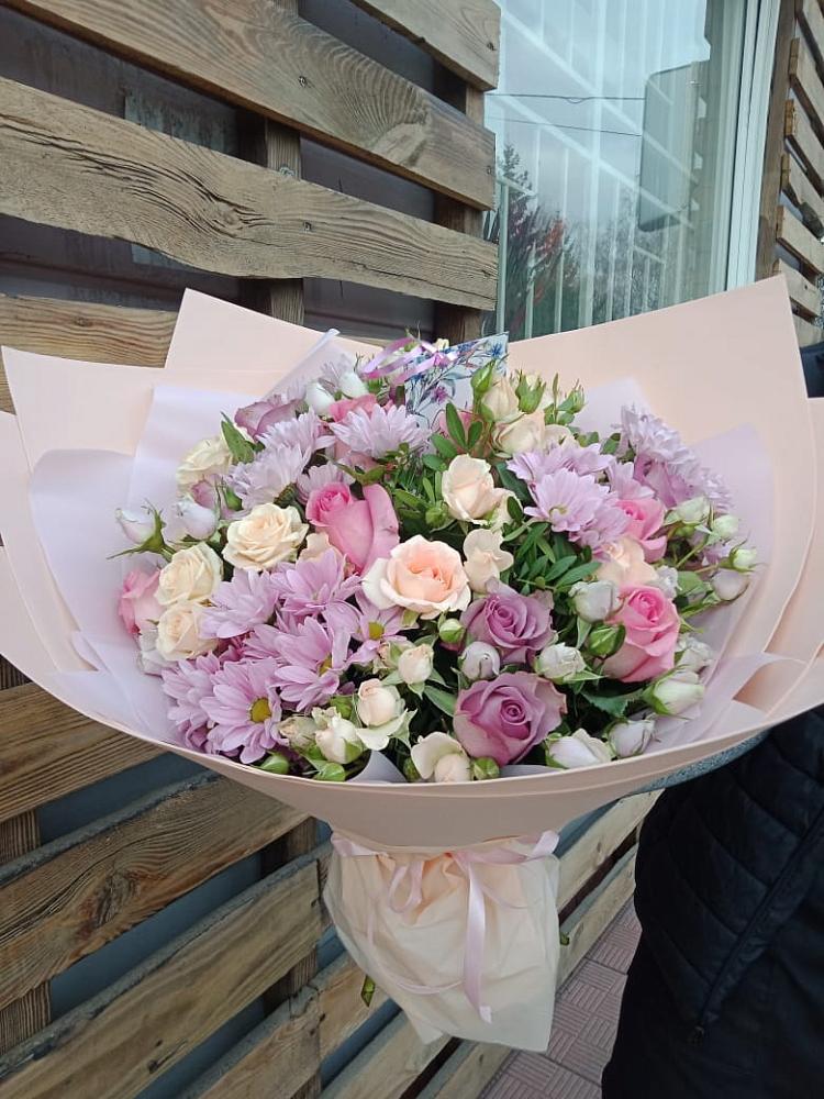 Букет цветов из: Розы и Хризантемы в Палехе