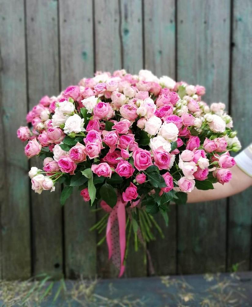 Букет Розовые кустовые розы Натали и Лав Лидия в Палехе