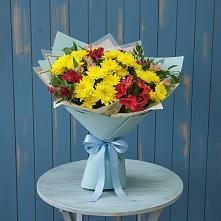 Букет цветов из:  Альстромерии и Хризантемы в Палехе