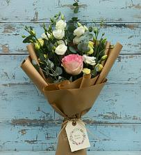 Букет цветов из:  Розы и Лизиантусы в Палехе